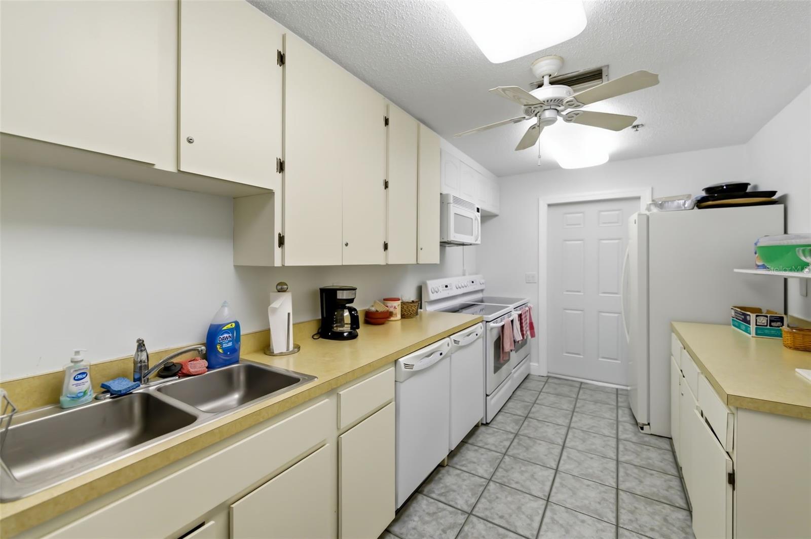 5023 Village Gardens Dr #29 Property Photo 42