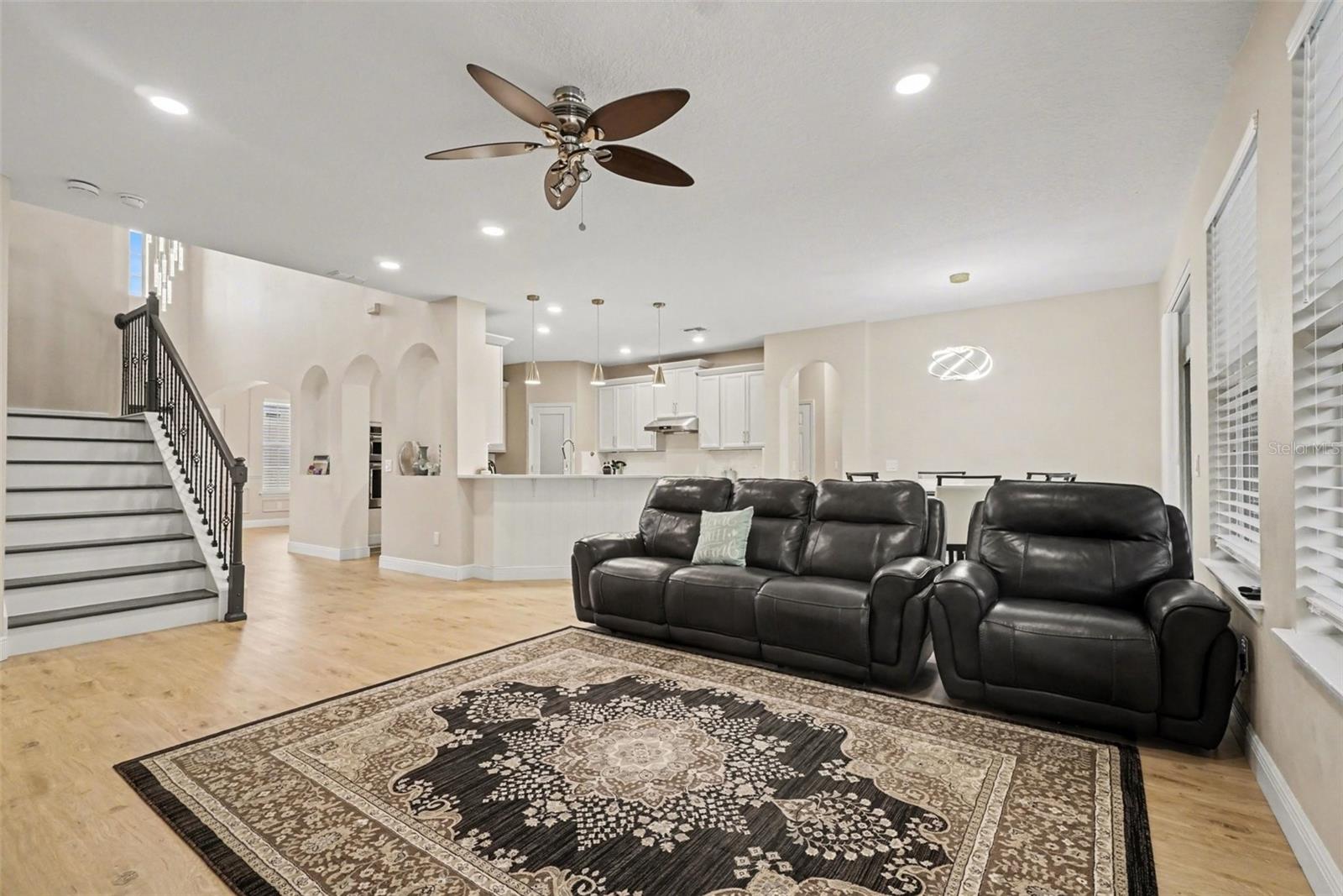 17987 Gourd Neck Loop Property Photo 9