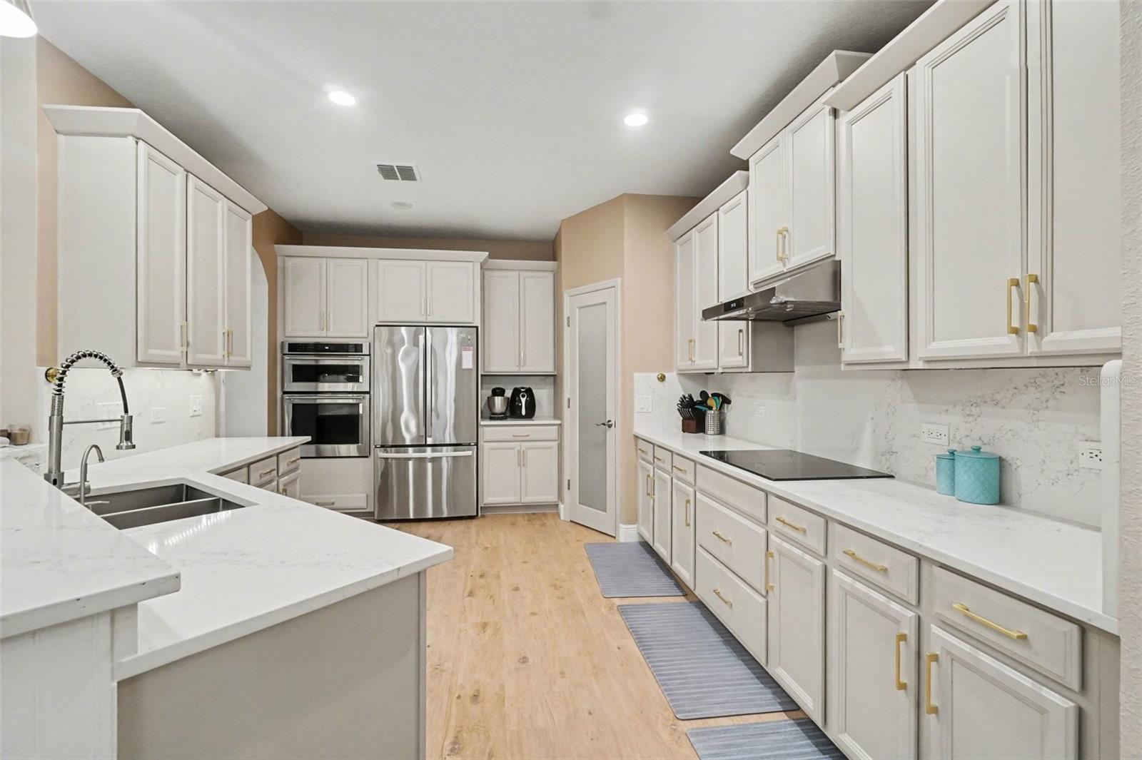 17987 Gourd Neck Loop Property Photo 12