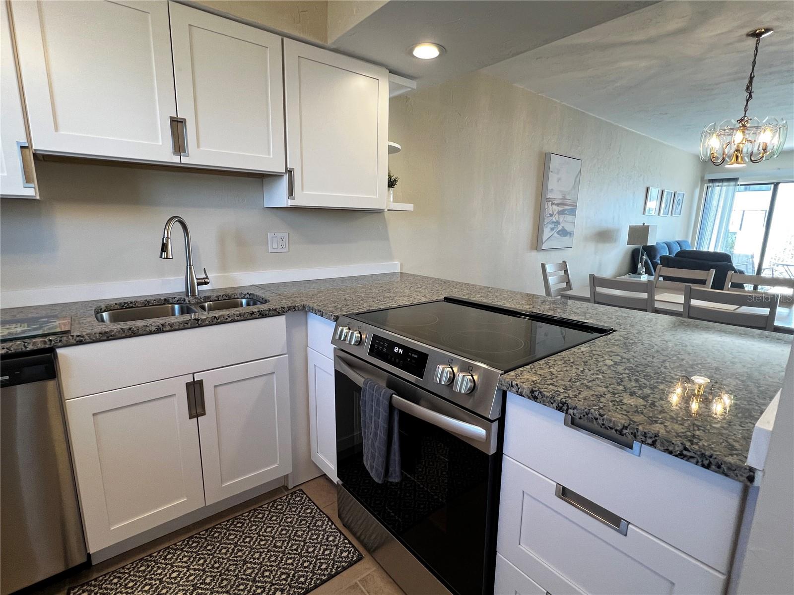 1801 Gulf Dr N #125 Property Photo 4