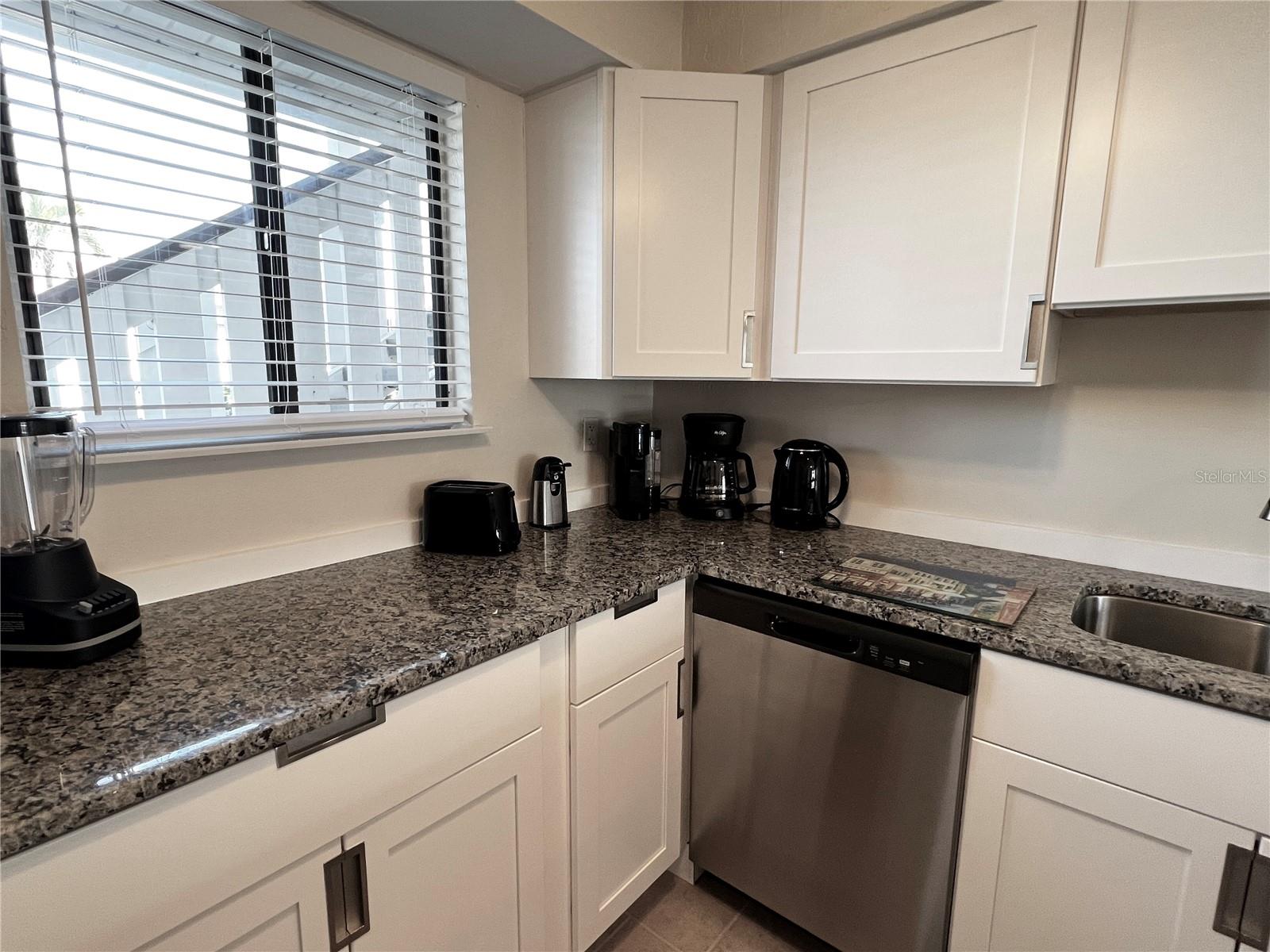 1801 Gulf Dr N #125 Property Photo 5