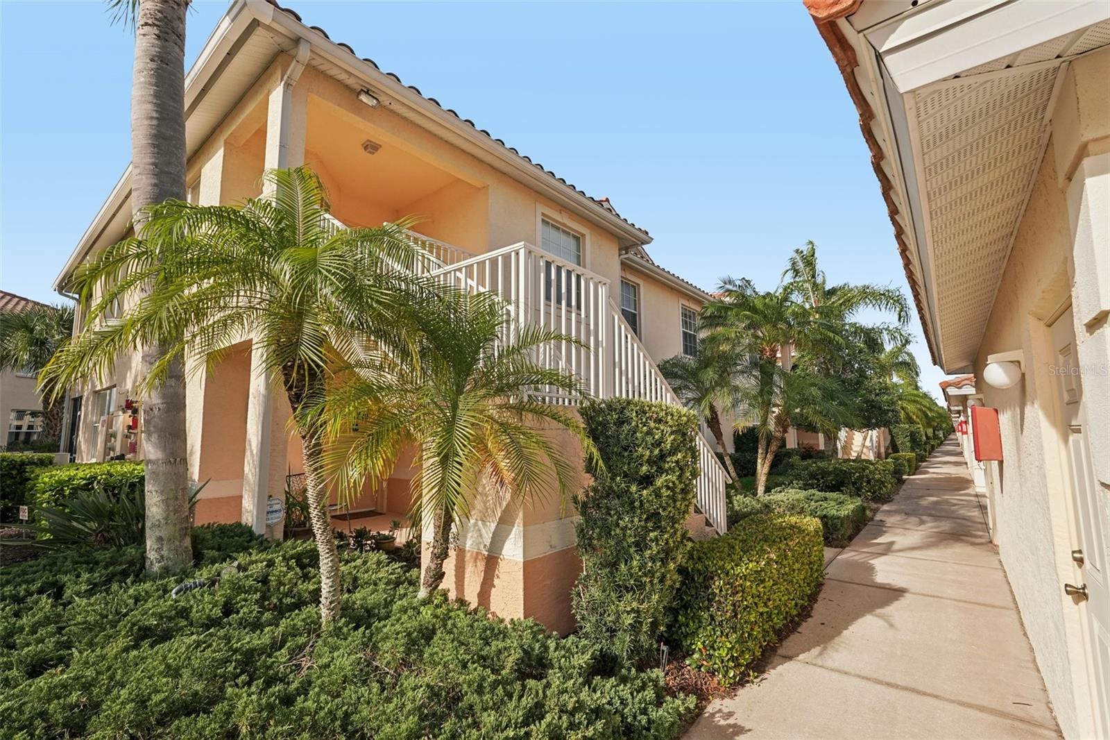 4270 Vicenza Dr #d40 Property Photo 3