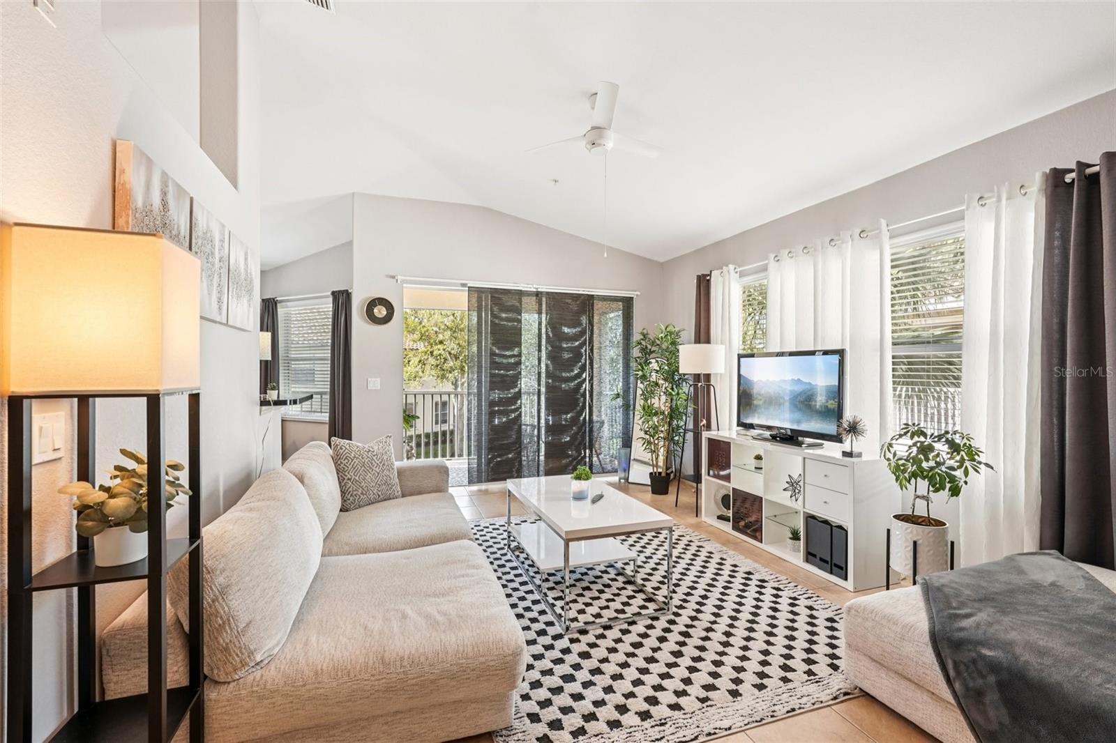 4270 Vicenza Dr #d40 Property Photo 8