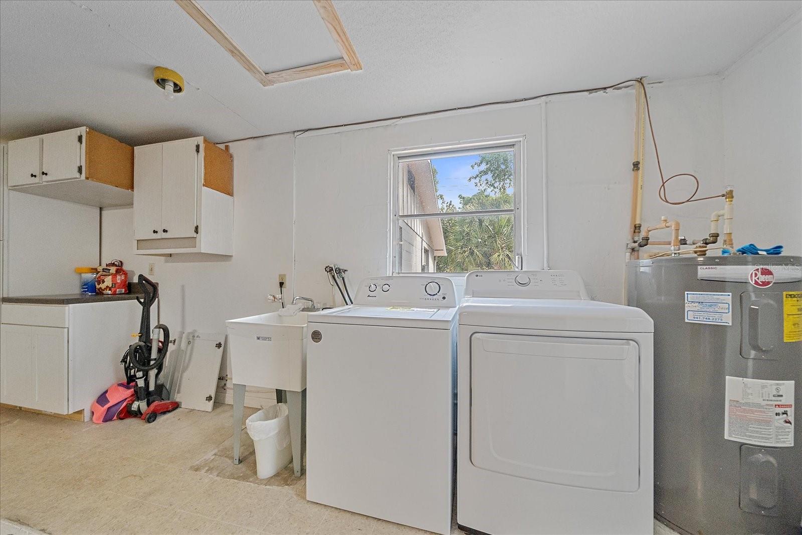 611 Venice Ln Property Photo 46