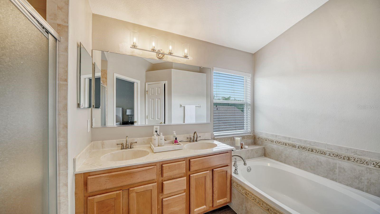 6122 Blue Runner Ct Property Photo 22