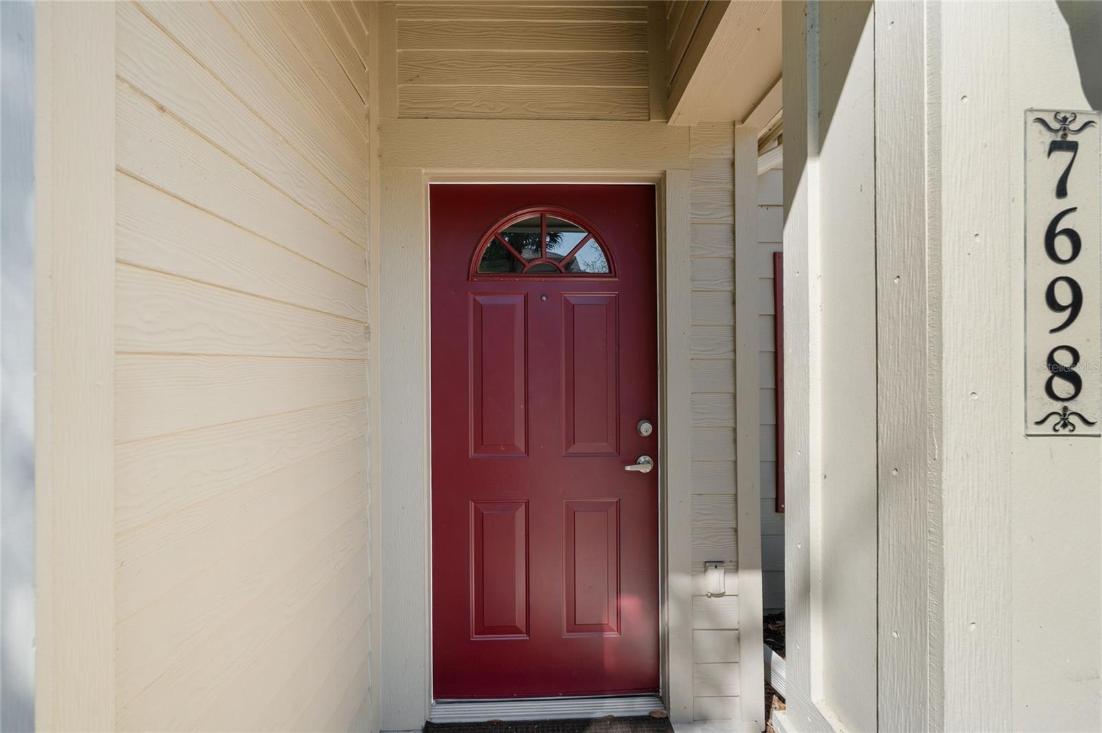 7698 Plantation Cir Property Photo 3