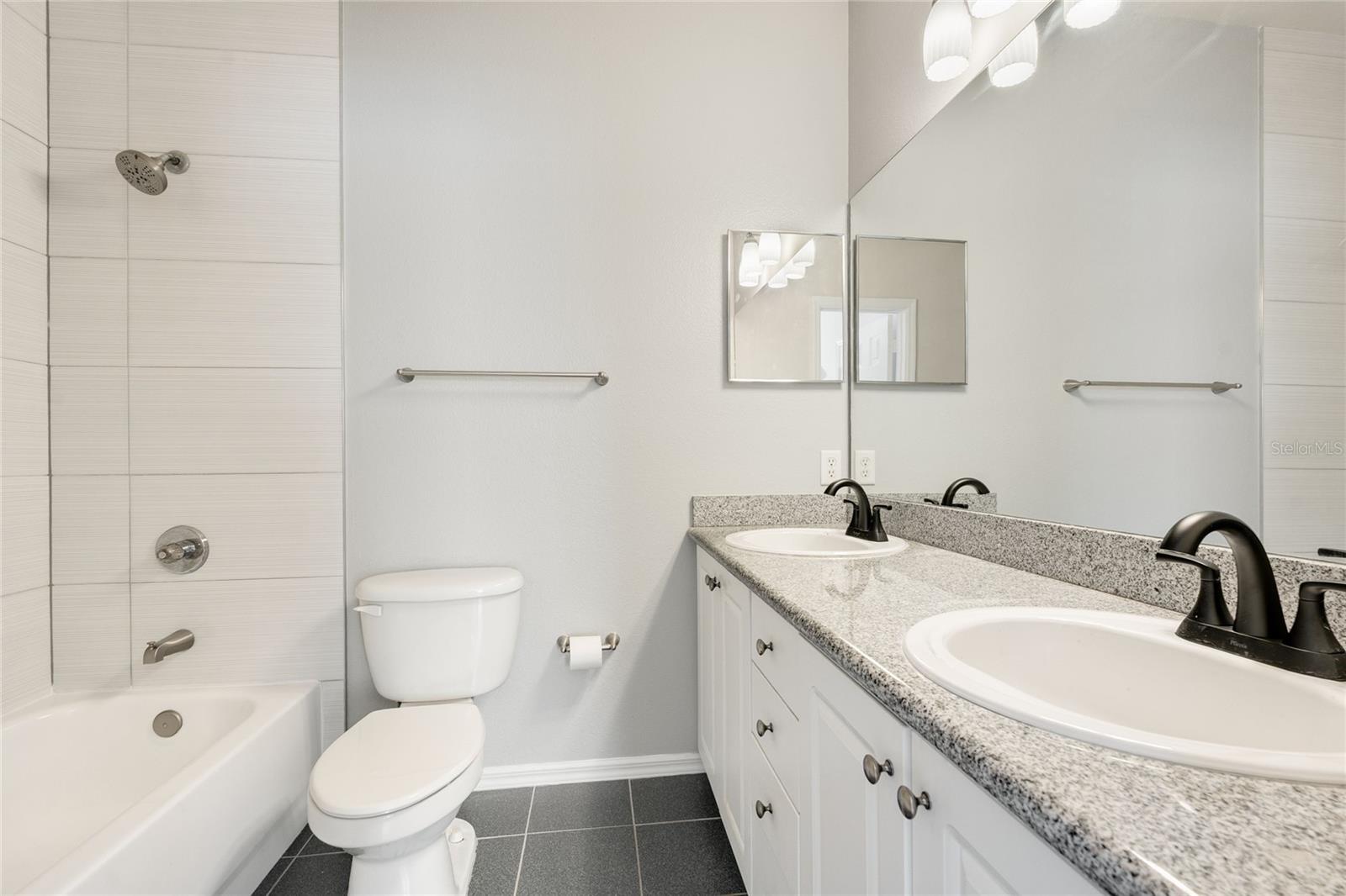 7698 Plantation Cir Property Photo 22