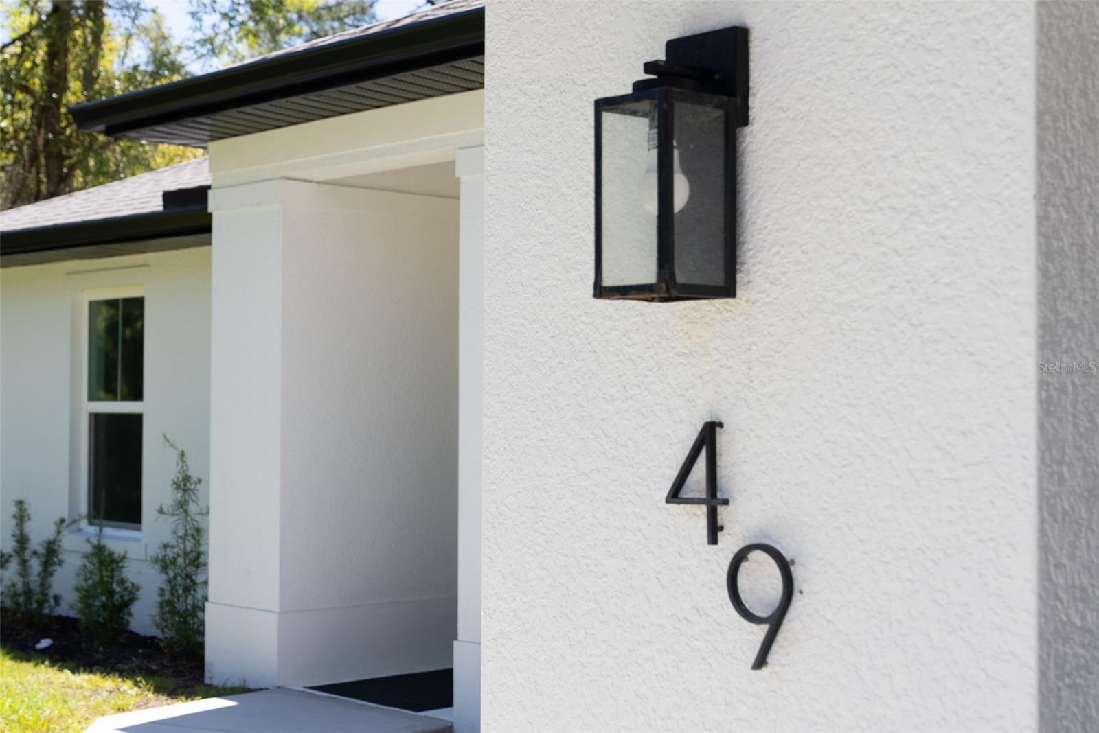 49 Troutdale St Property Photo 3
