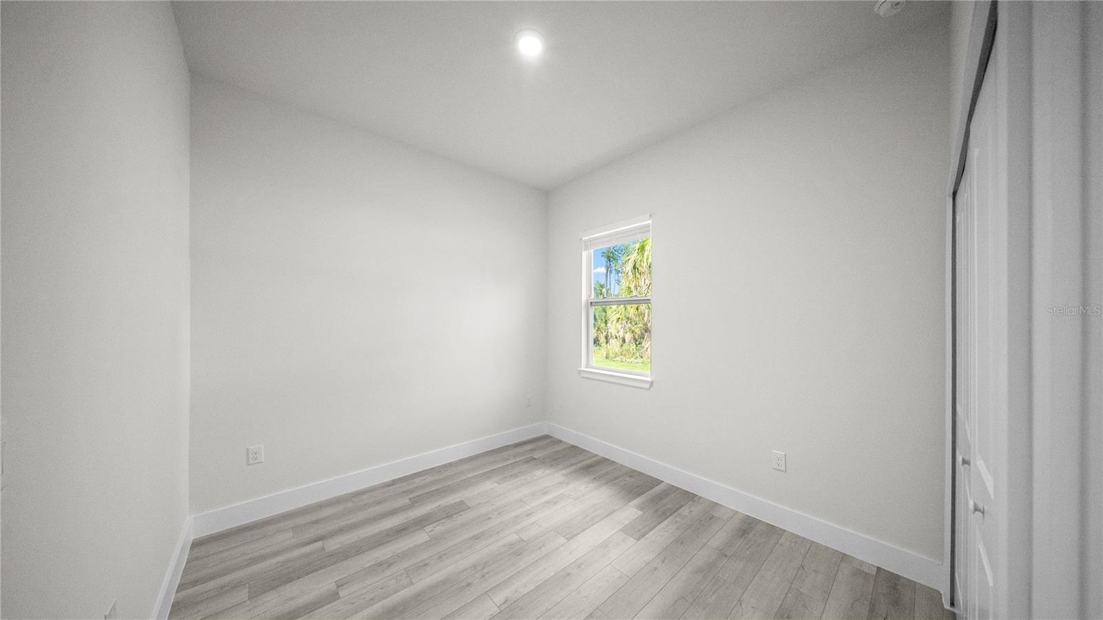 5244 Redwood Ter Property Photo 27