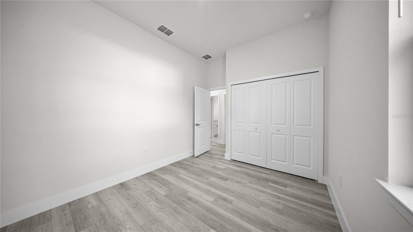 5244 Redwood Ter Property Photo 31