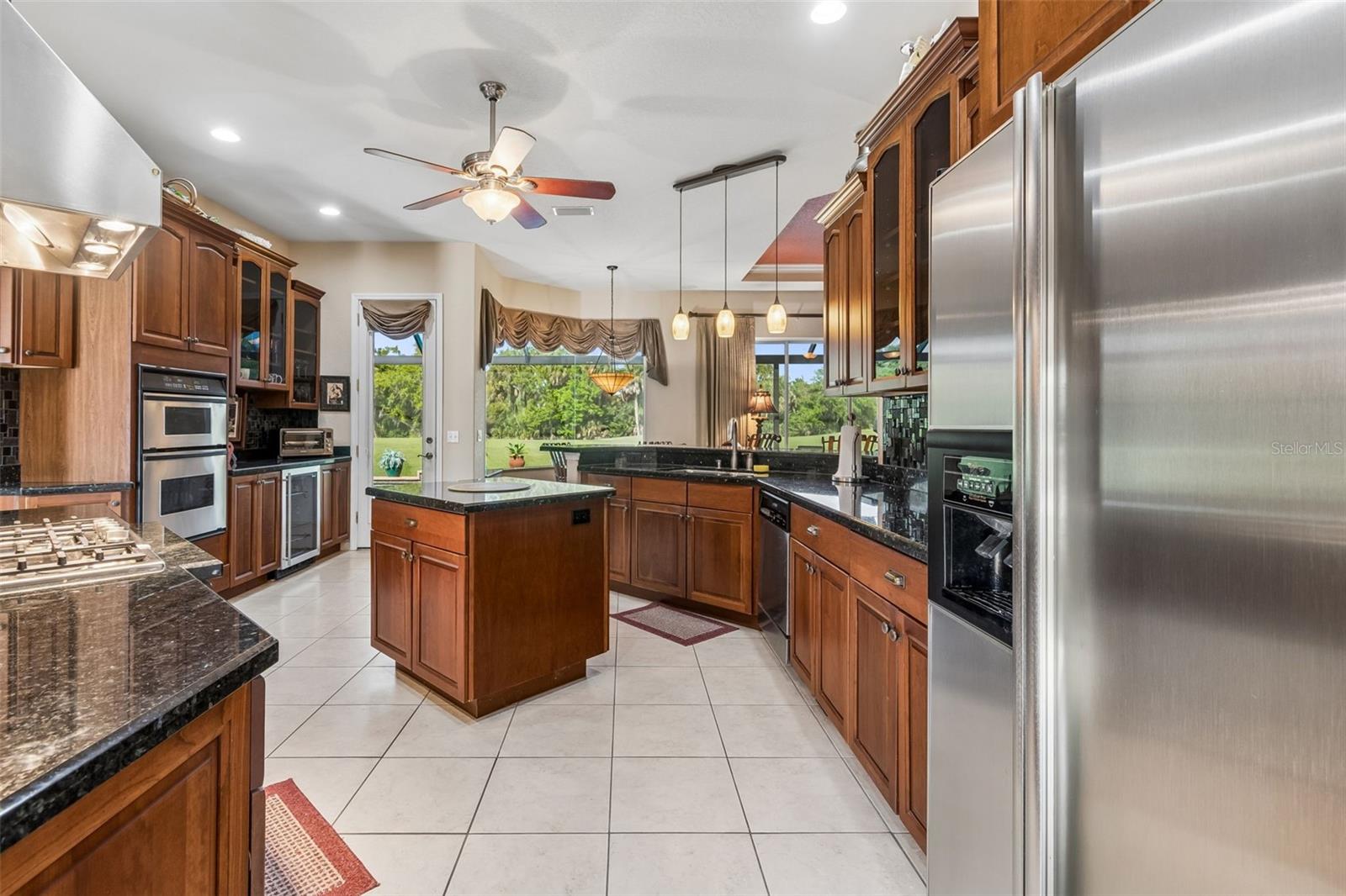 566 Planters Manor Way Property Photo 17