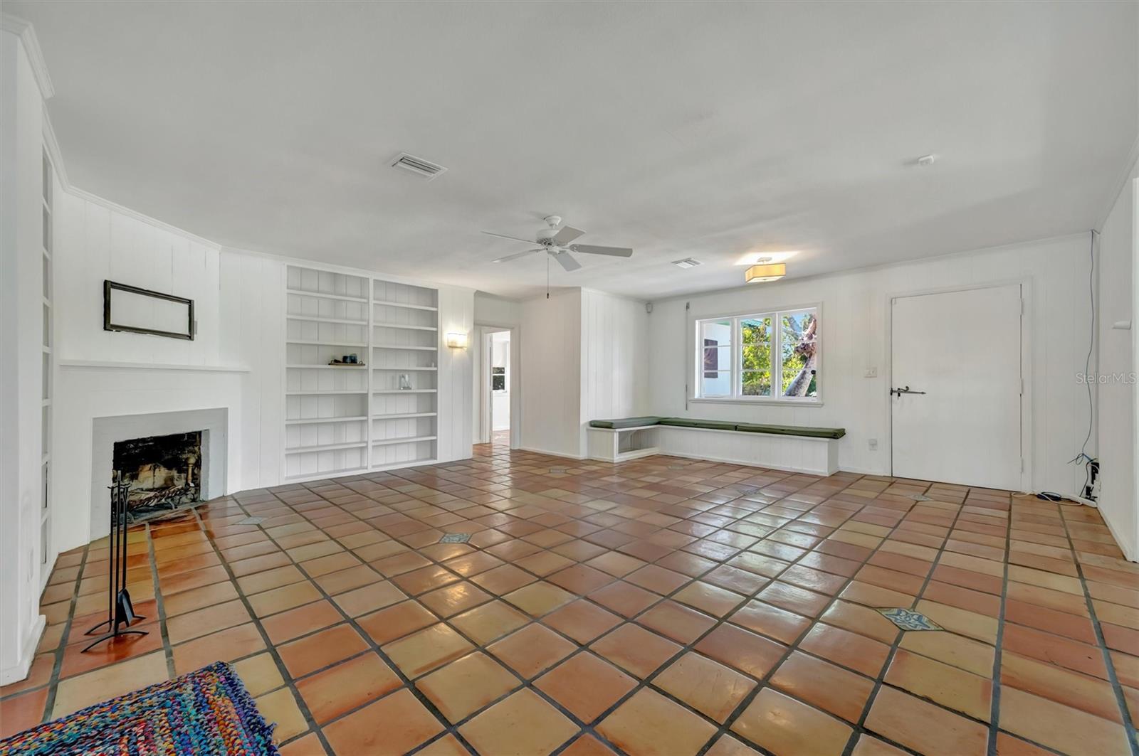 4237 Higel Ave Property Photo 19