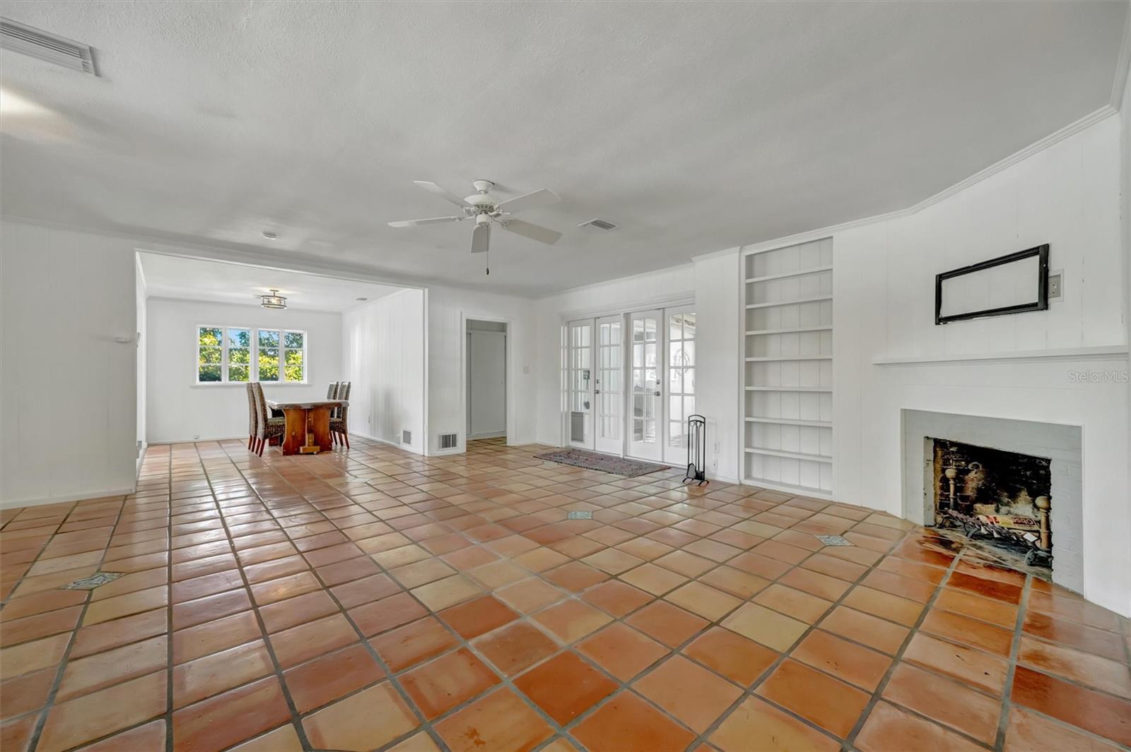 4237 Higel Ave Property Photo 23