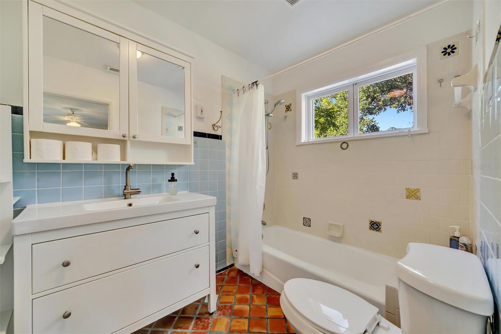 4237 Higel Ave Property Photo 33