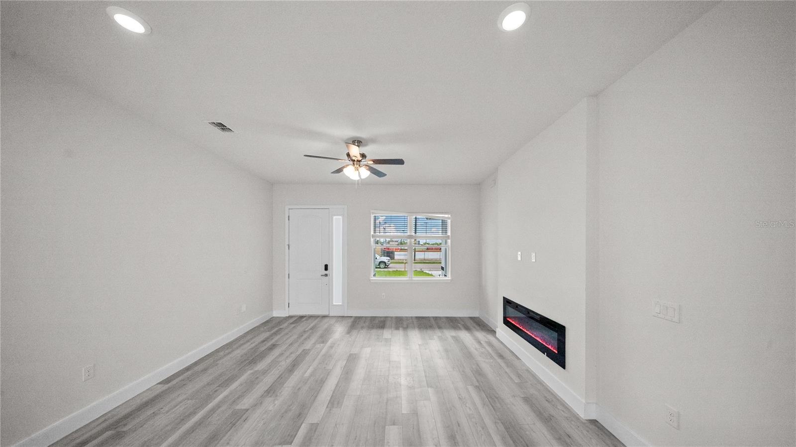 18097 Cochran Blvd Property Photo 11