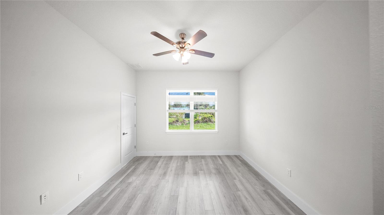 18097 Cochran Blvd Property Photo 23