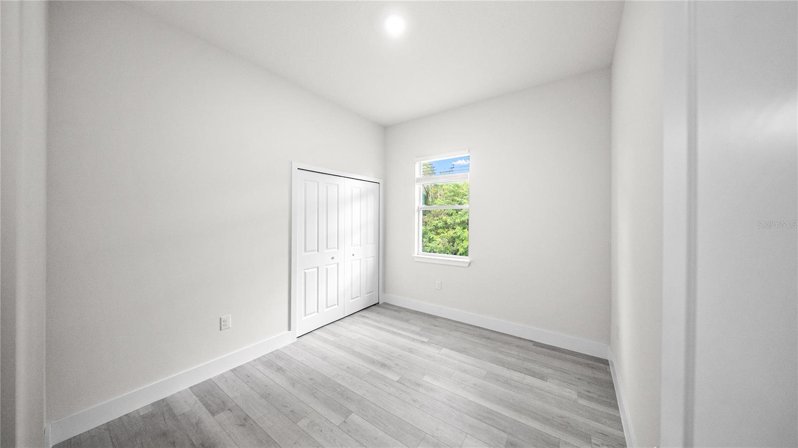 18097 Cochran Blvd Property Photo 33