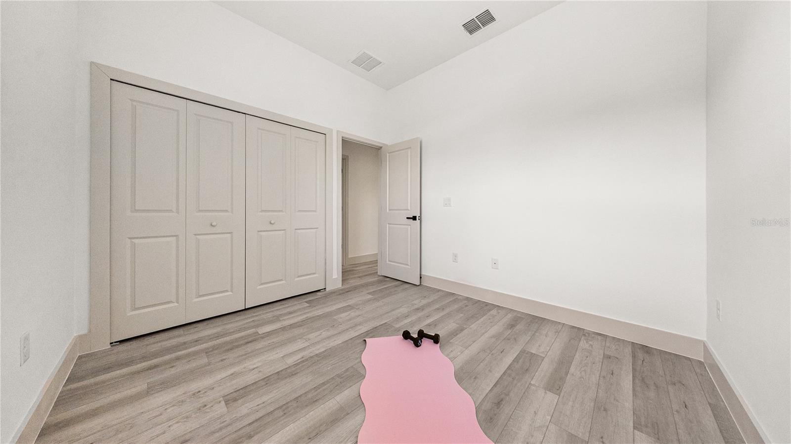 18097 Cochran Blvd Property Photo 41