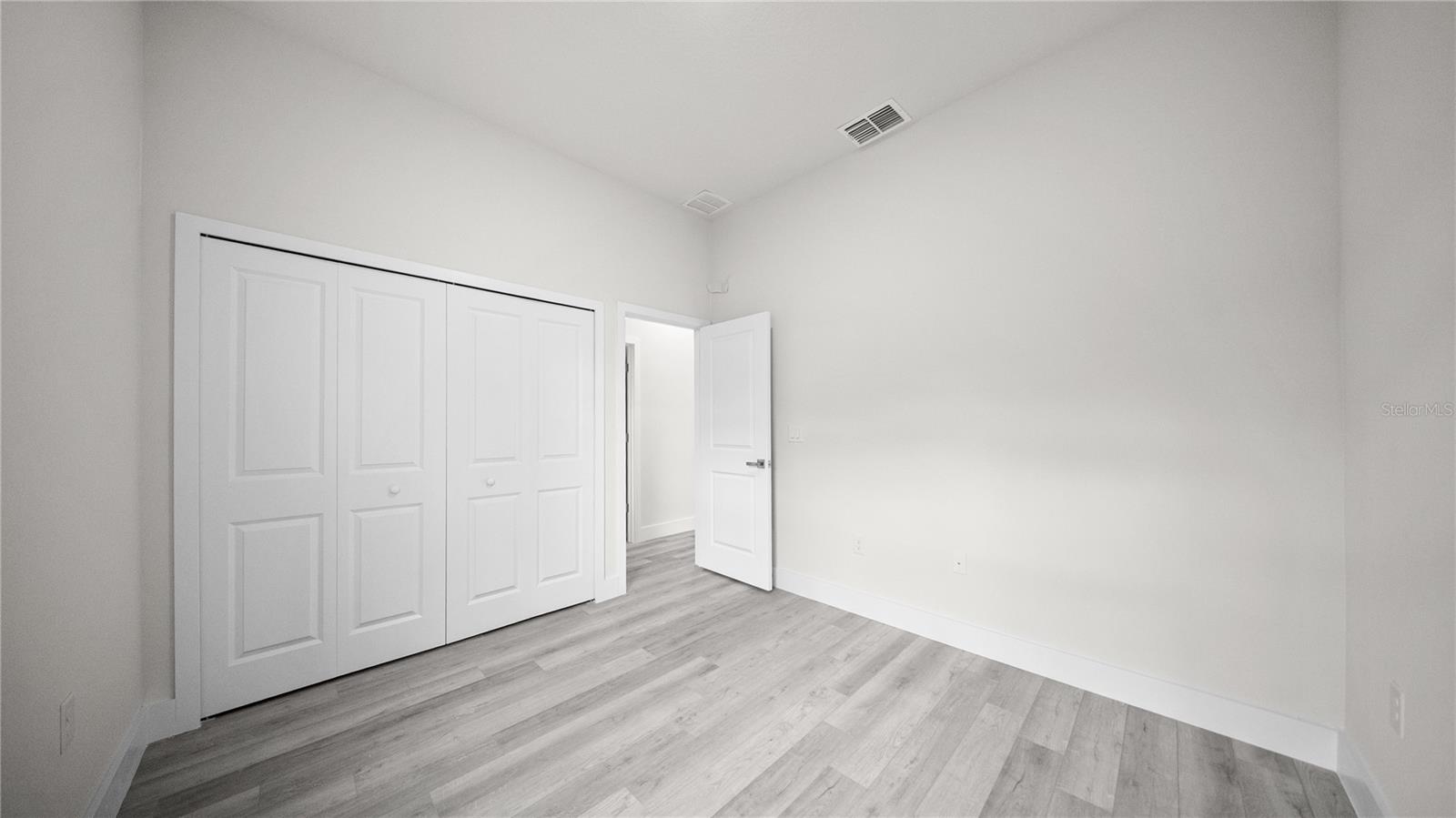 18097 Cochran Blvd Property Photo 42