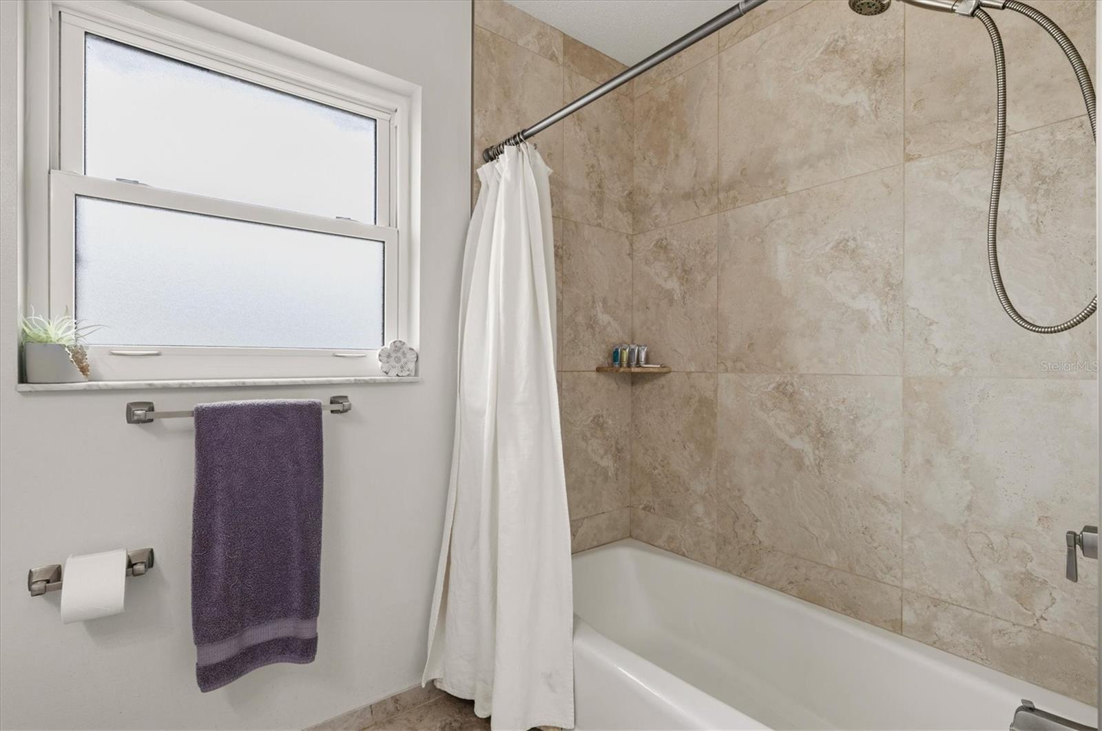 3310 Siesta Dr Property Photo 27