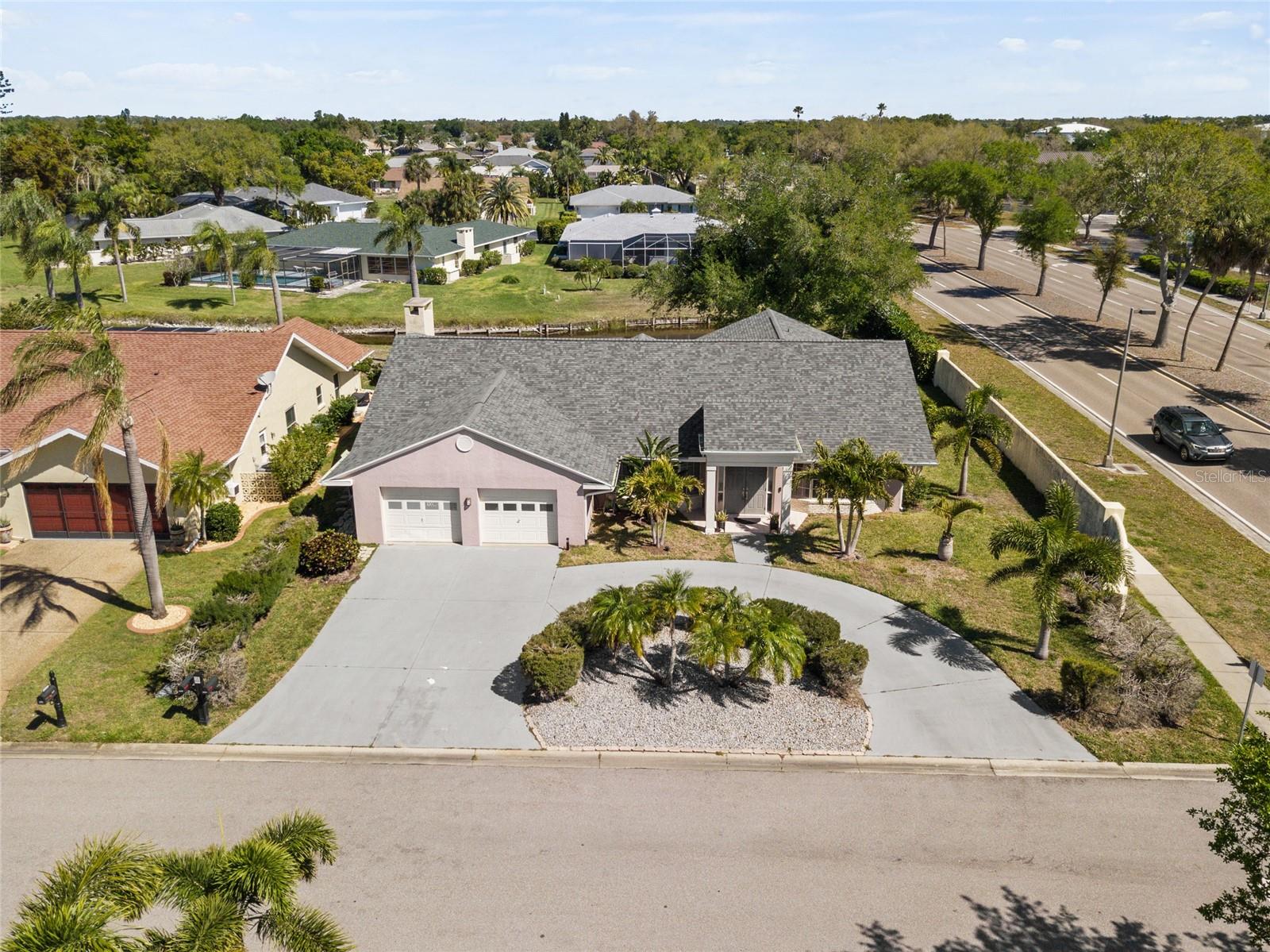 1009 KINGS CT
