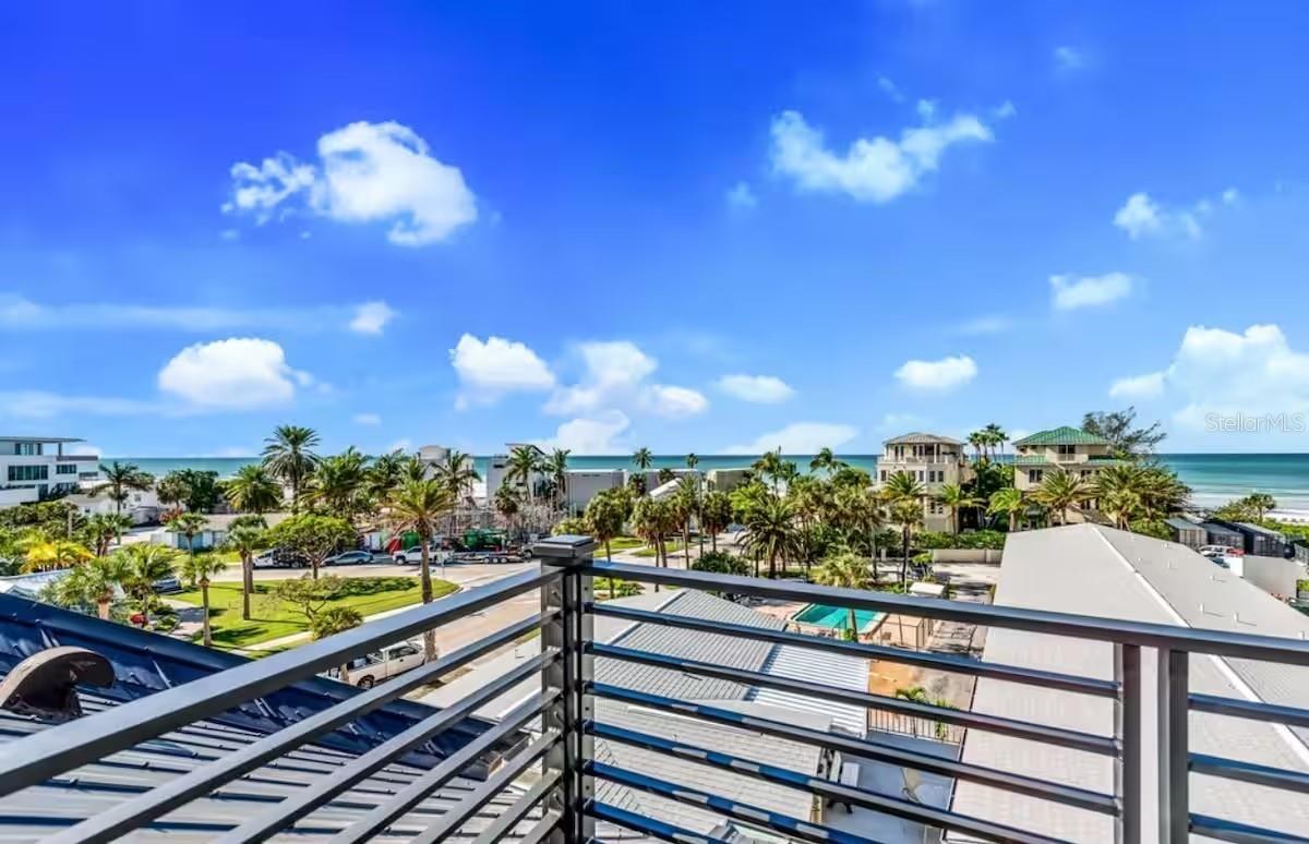 85 Avenida Messina Property Photo 3