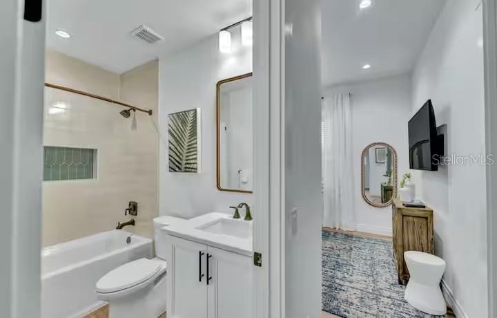 85 Avenida Messina Property Photo 32