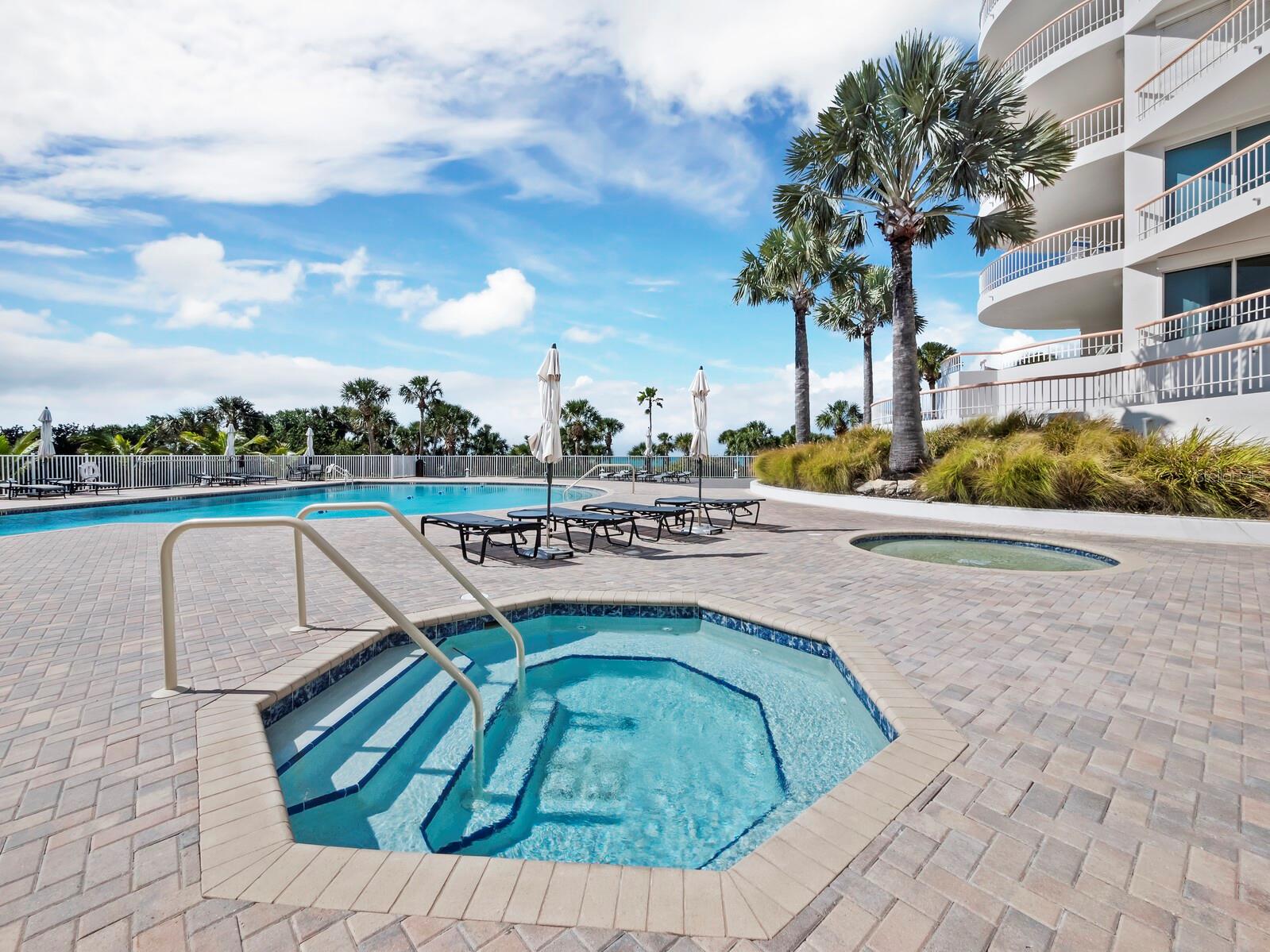 455 Longboat Club Rd #402 Property Photo 33