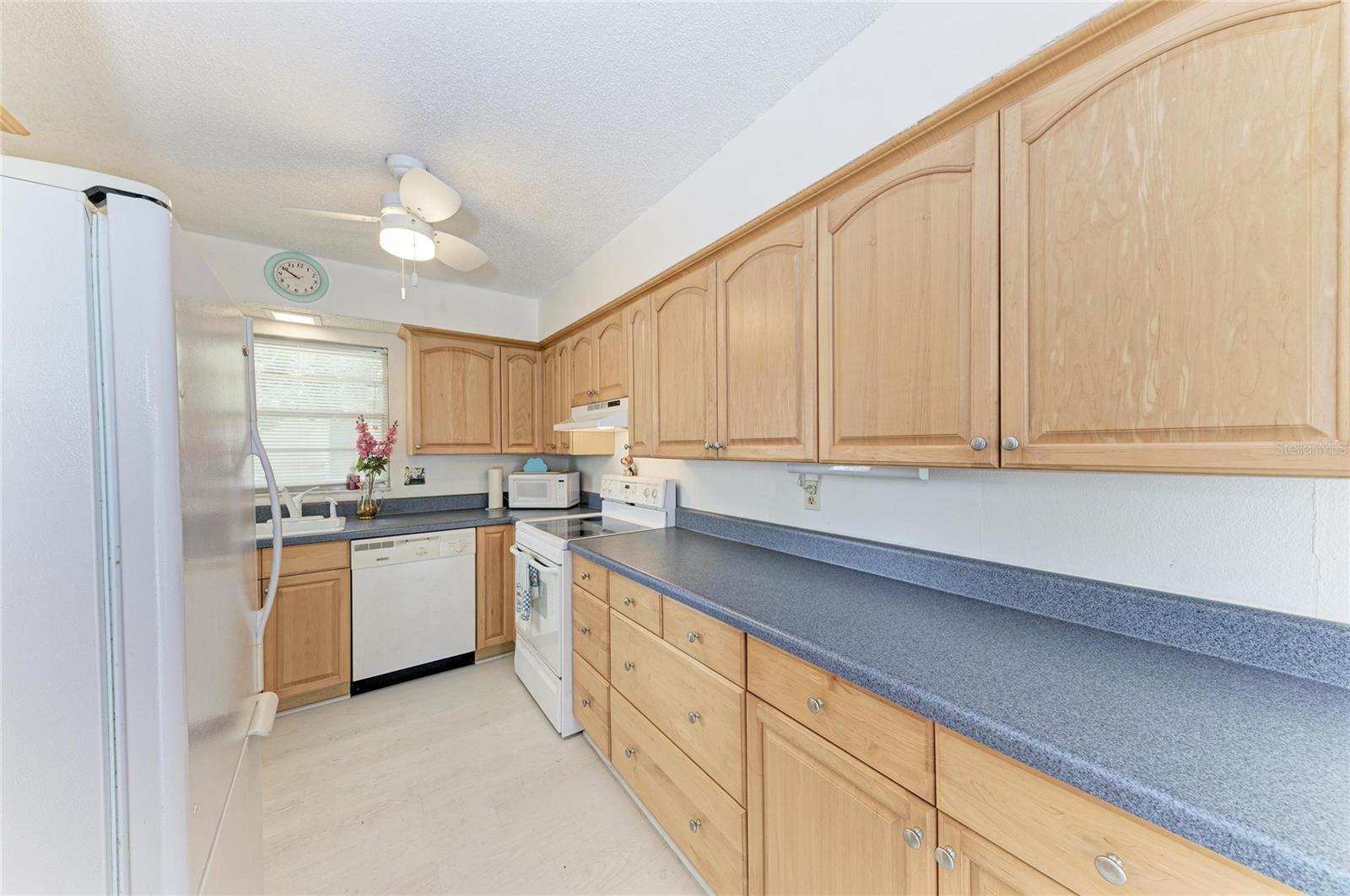 3303 Chicago Ave Property Photo 12