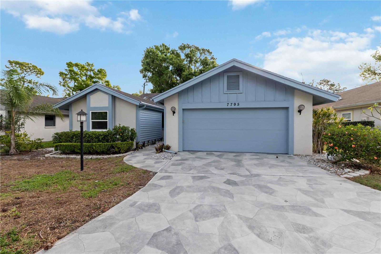 7795 Pine Trace Property Photo 1