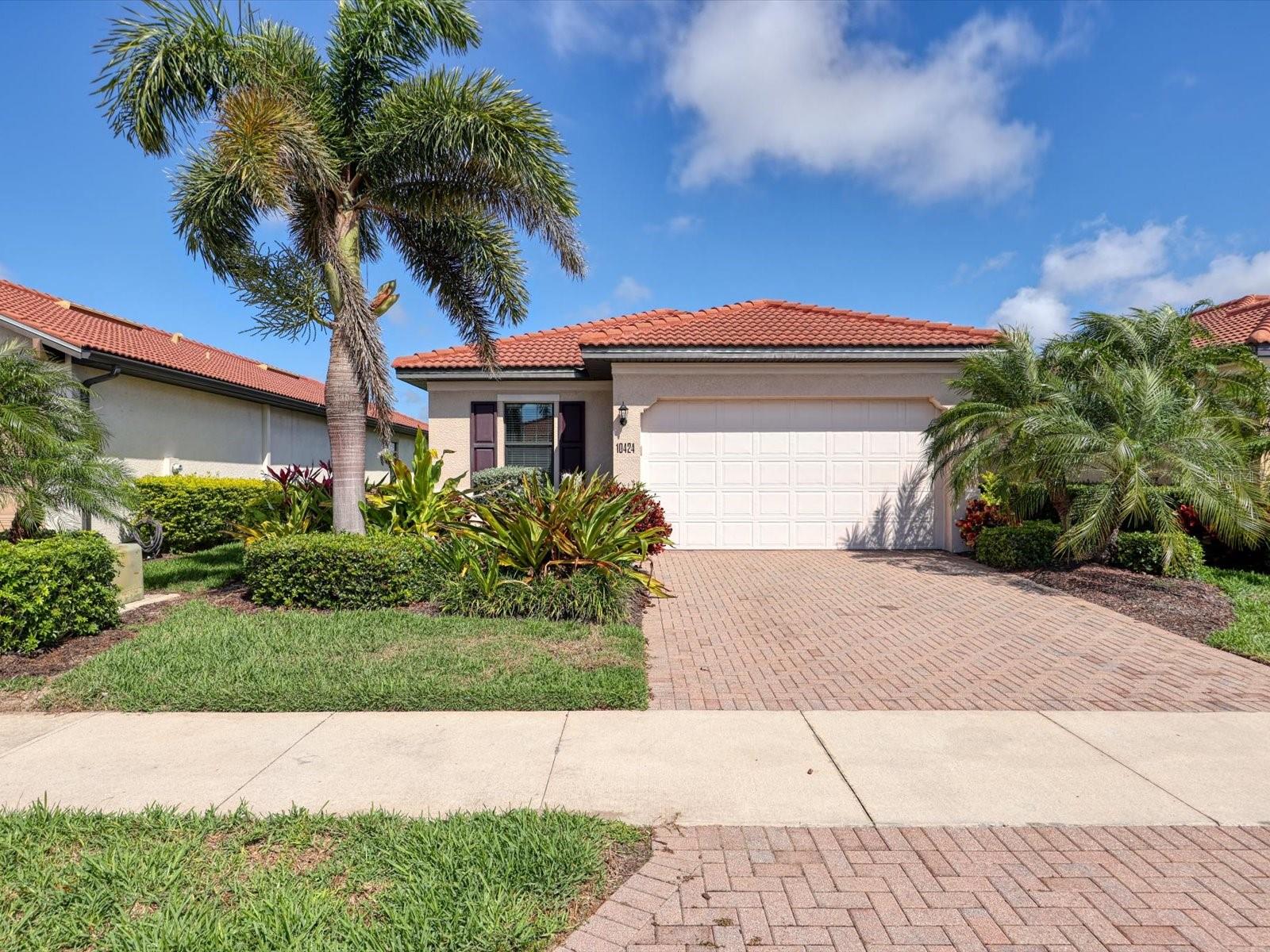 10424 Crooked Creek Dr Property Photo 1