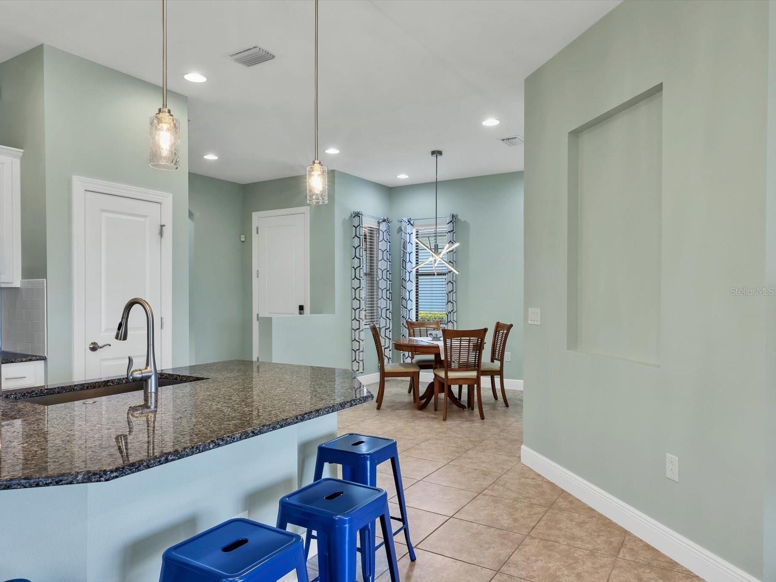 10424 Crooked Creek Dr Property Photo 19