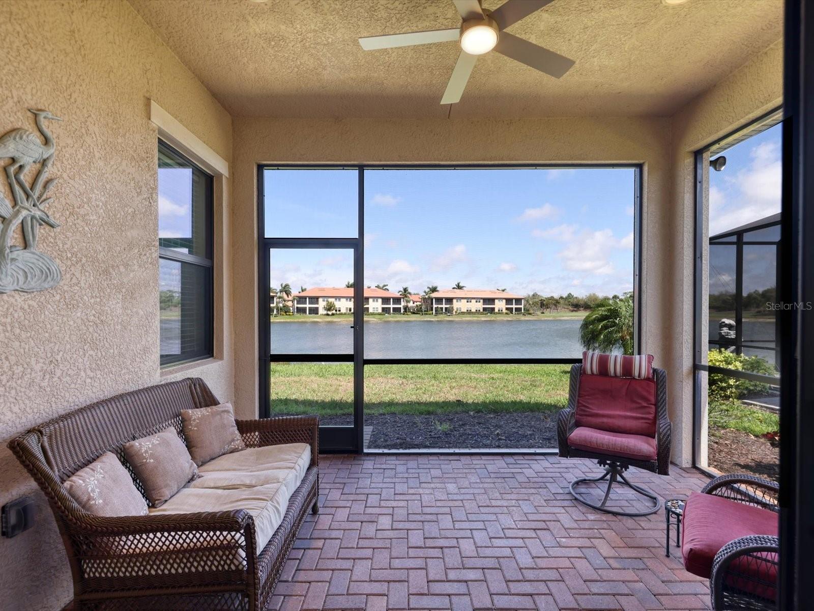 10424 Crooked Creek Dr Property Photo 32