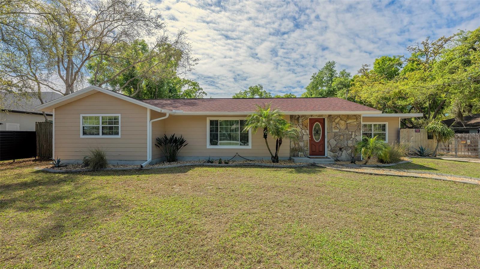 3818 Gocio Rd Property Photo 2