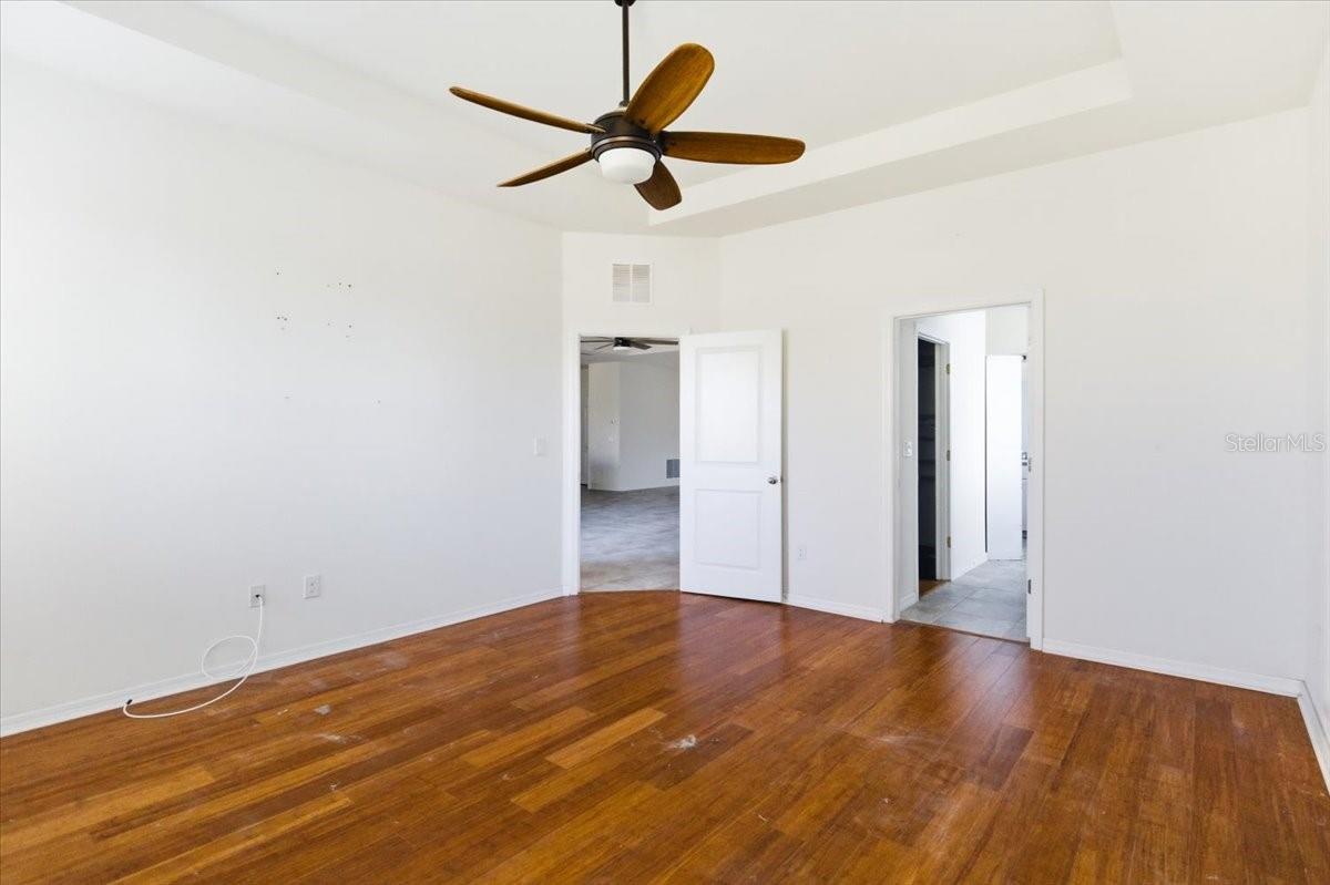 6702 Devesta Loop Property Photo 17