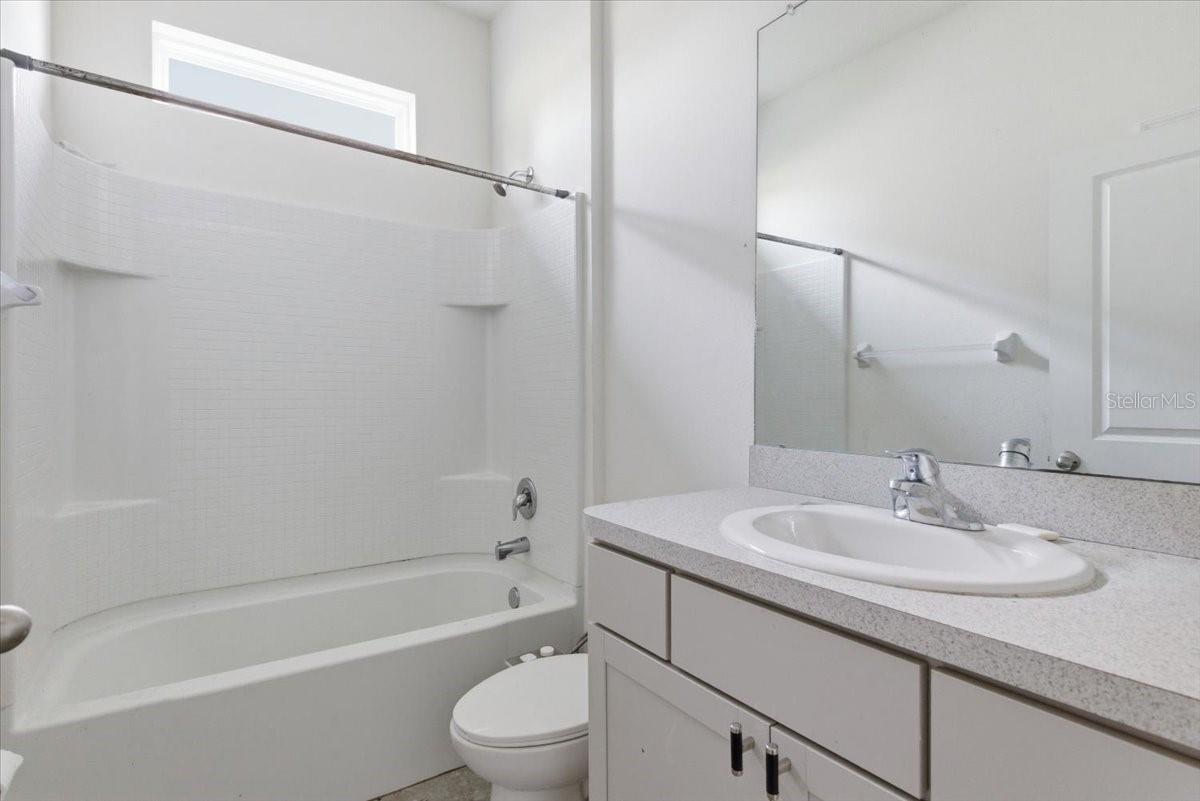 6702 Devesta Loop Property Photo 25