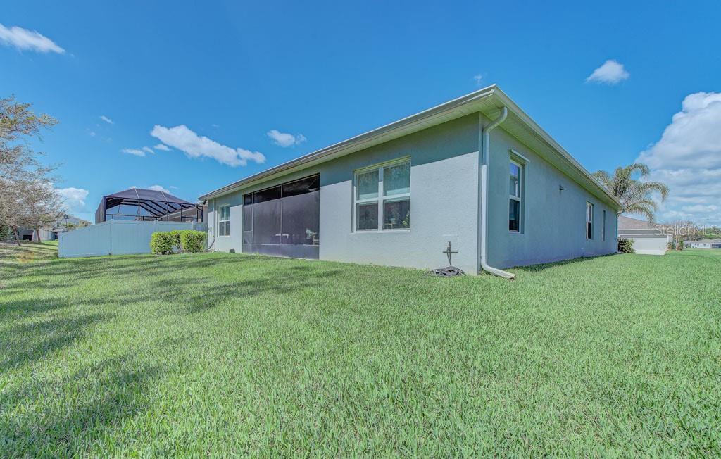 11415 61 St E Property Photo 38