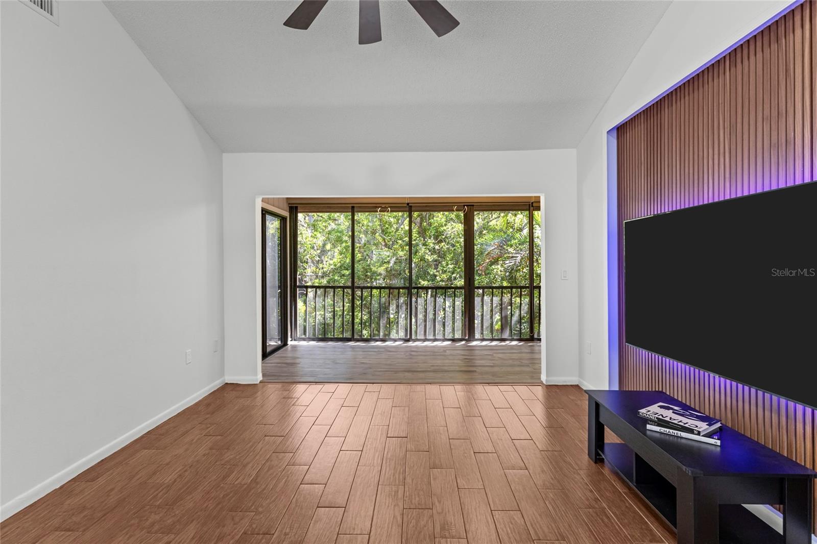 1636 Brookhouse Dr #230 Property Photo 15
