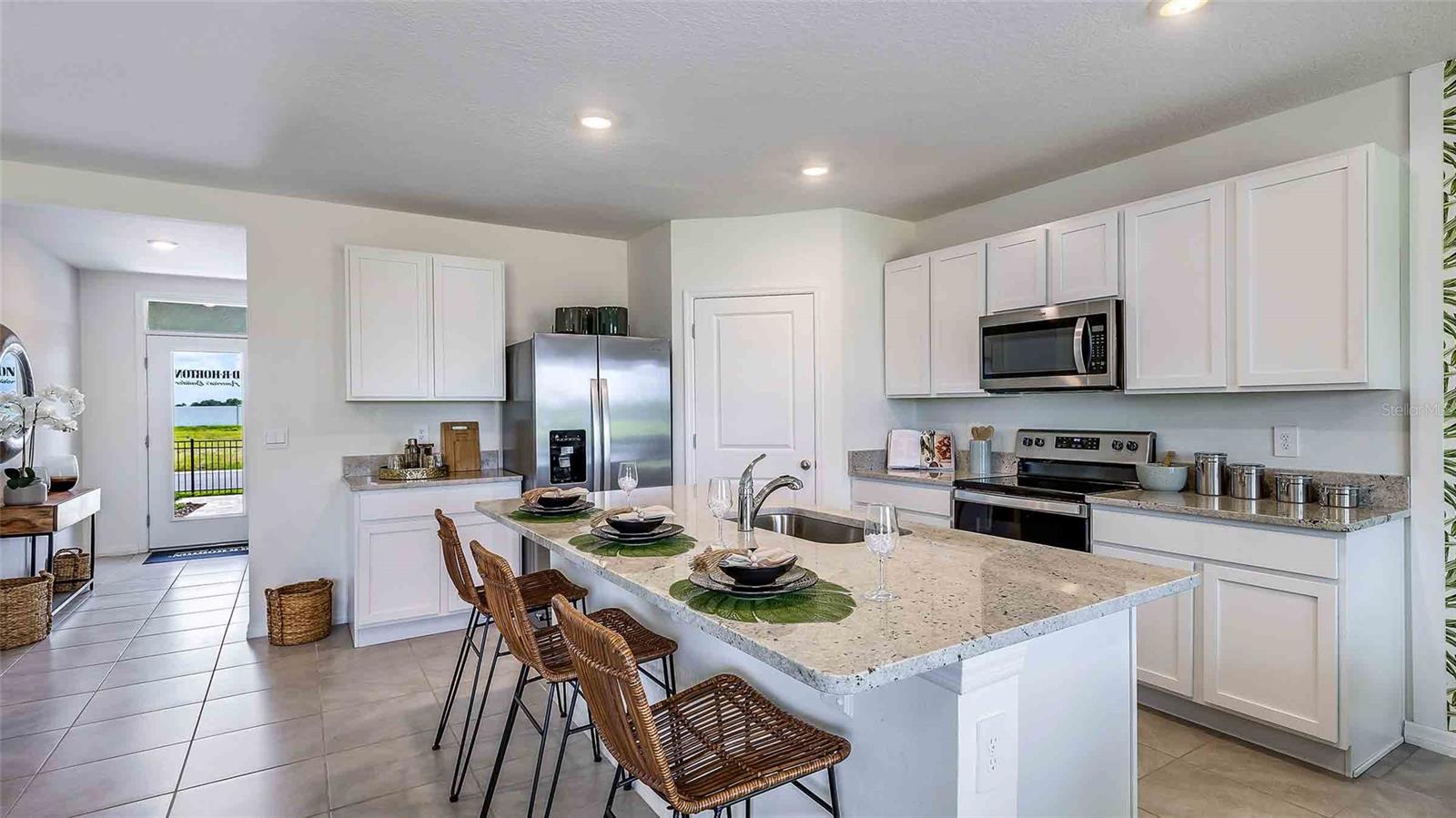 3809 Silver Strand Trl Property Photo 2