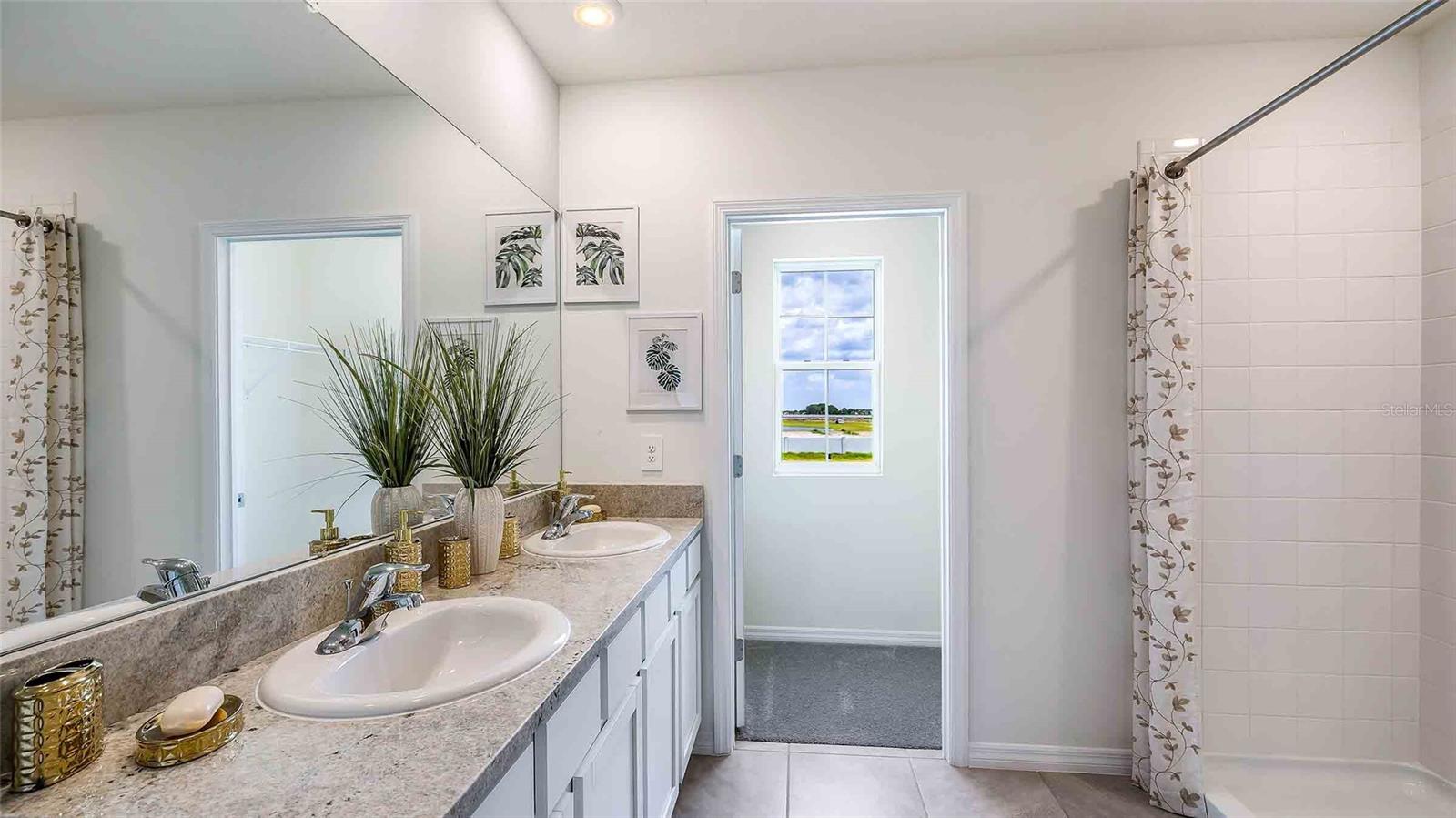 3809 Silver Strand Trl Property Photo 8
