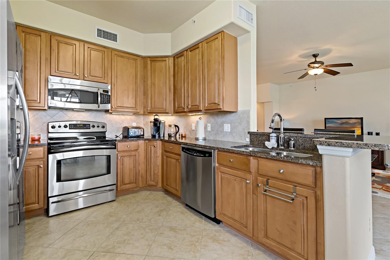 8312 Grand Estuary Trl #104 Property Photo 12