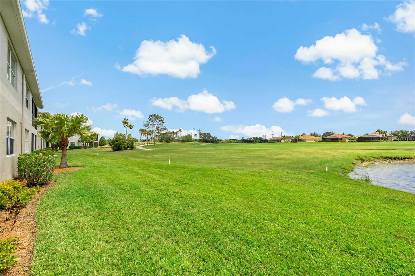 8312 Grand Estuary Trl #104 Property Photo 43