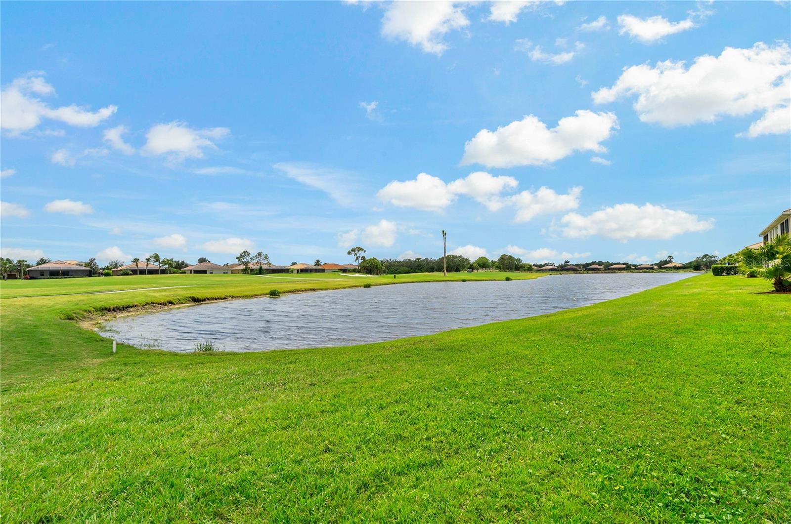 8312 Grand Estuary Trl #104 Property Photo 44