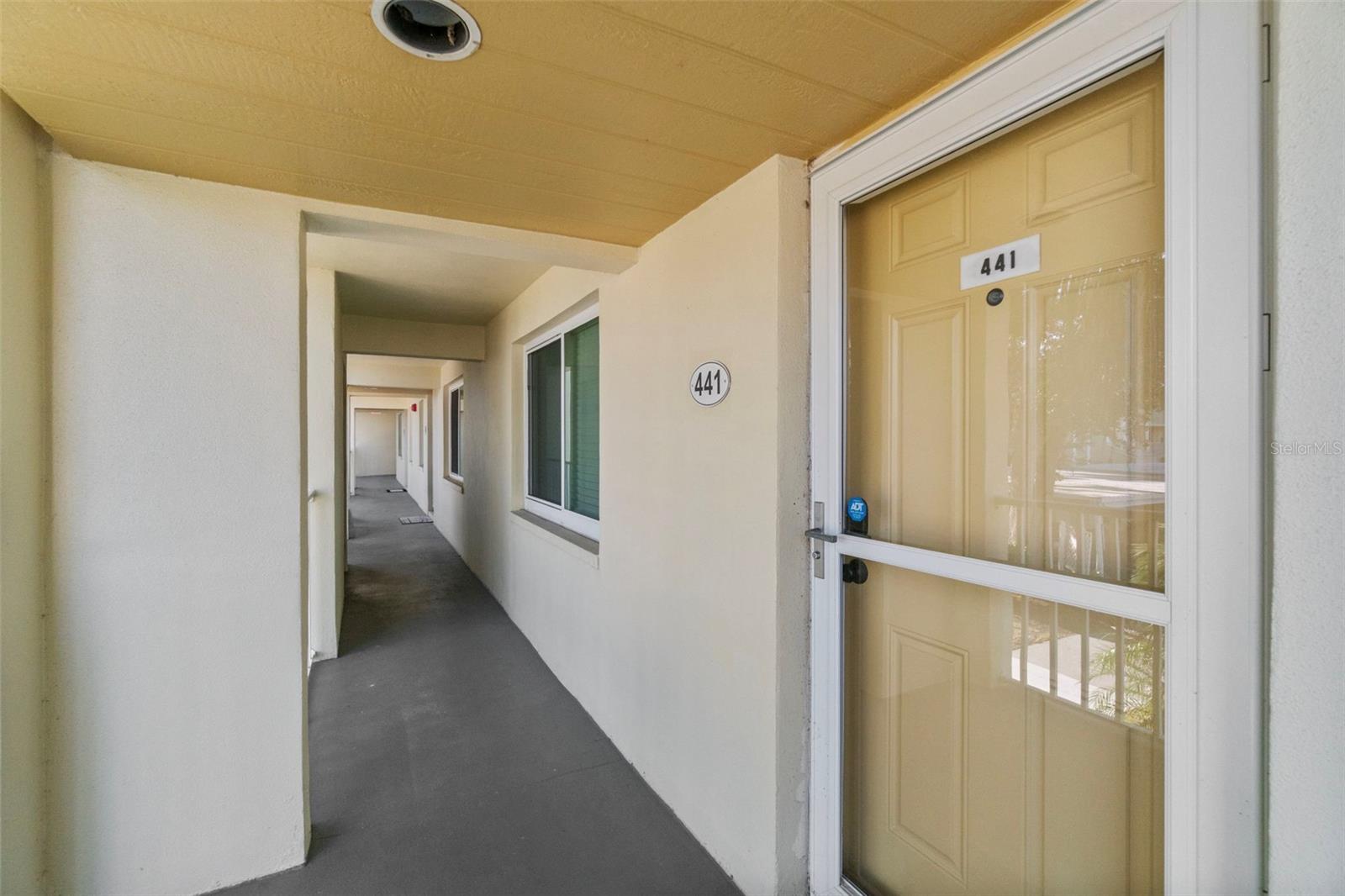 433 Cerromar Ln #441 Property Photo 2