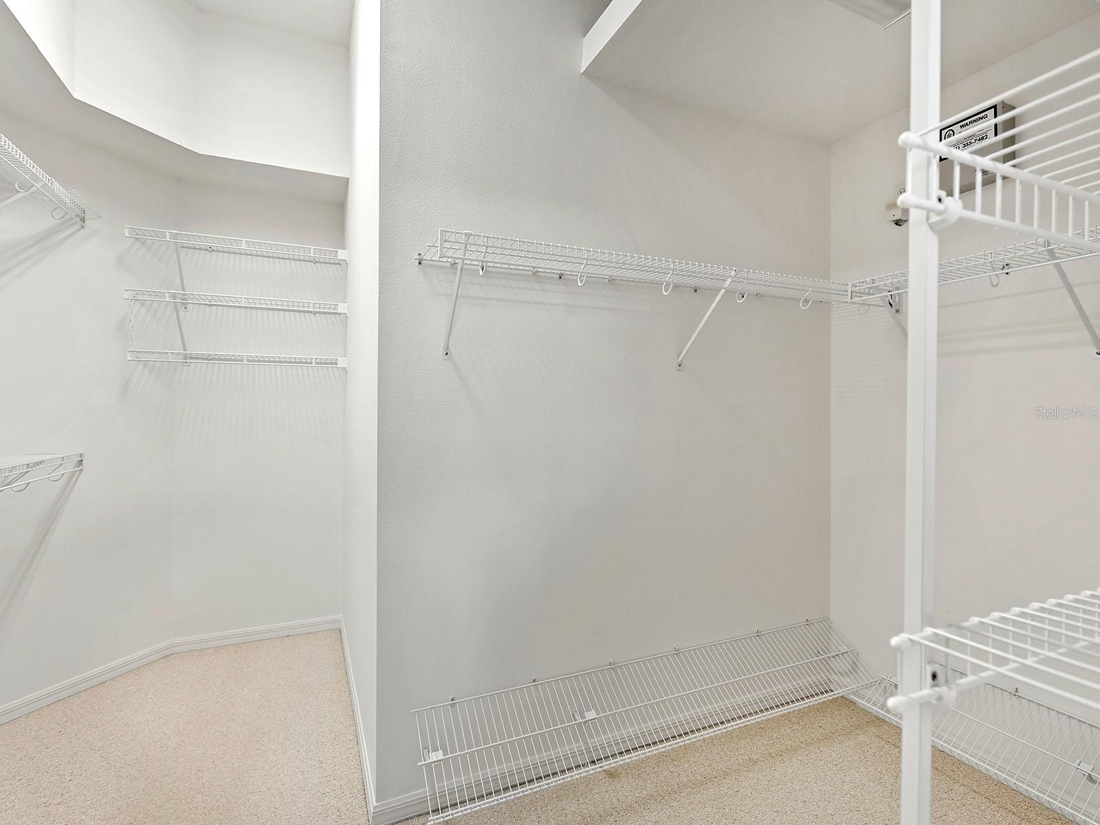 10106 Glenmore Ave Property Photo 34