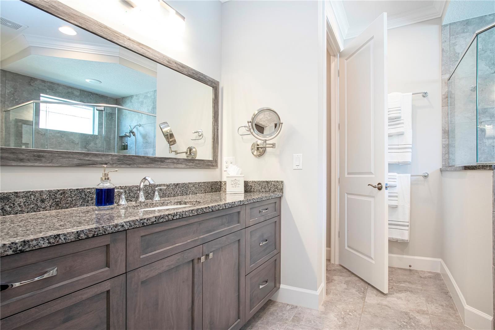 7732 Sandhill Lake Dr Property Photo 65