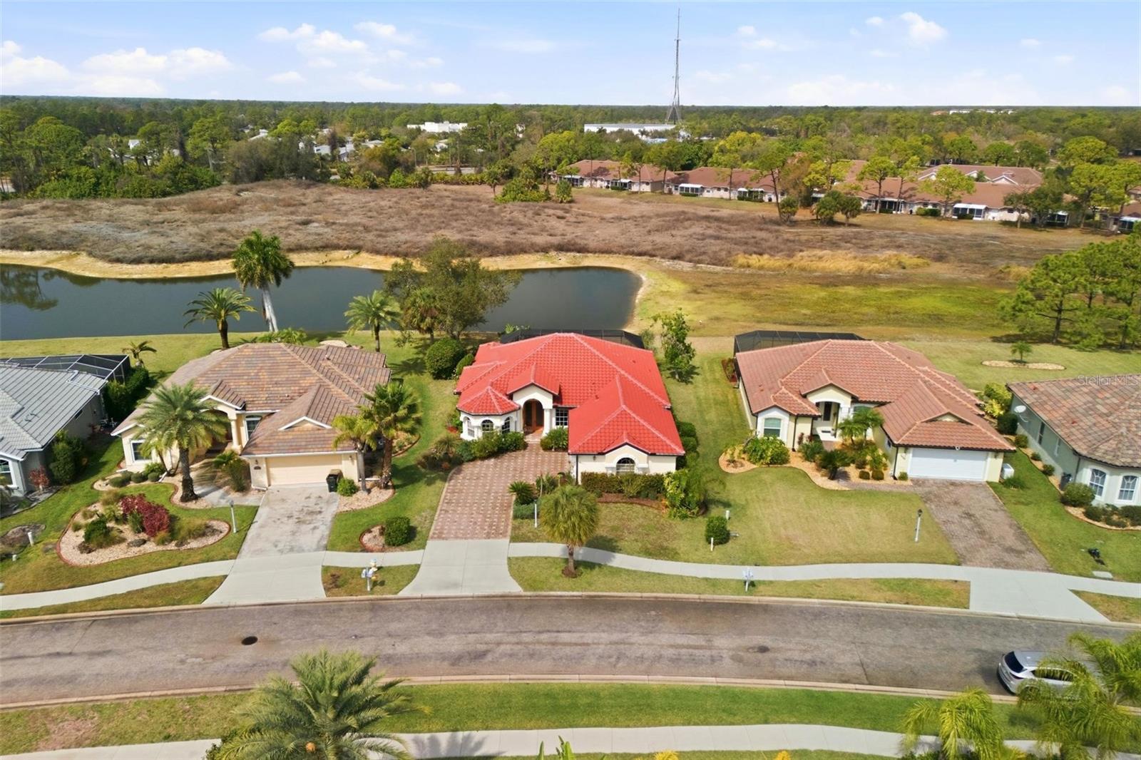 2499 Silver Palm Rd Property Photo 2
