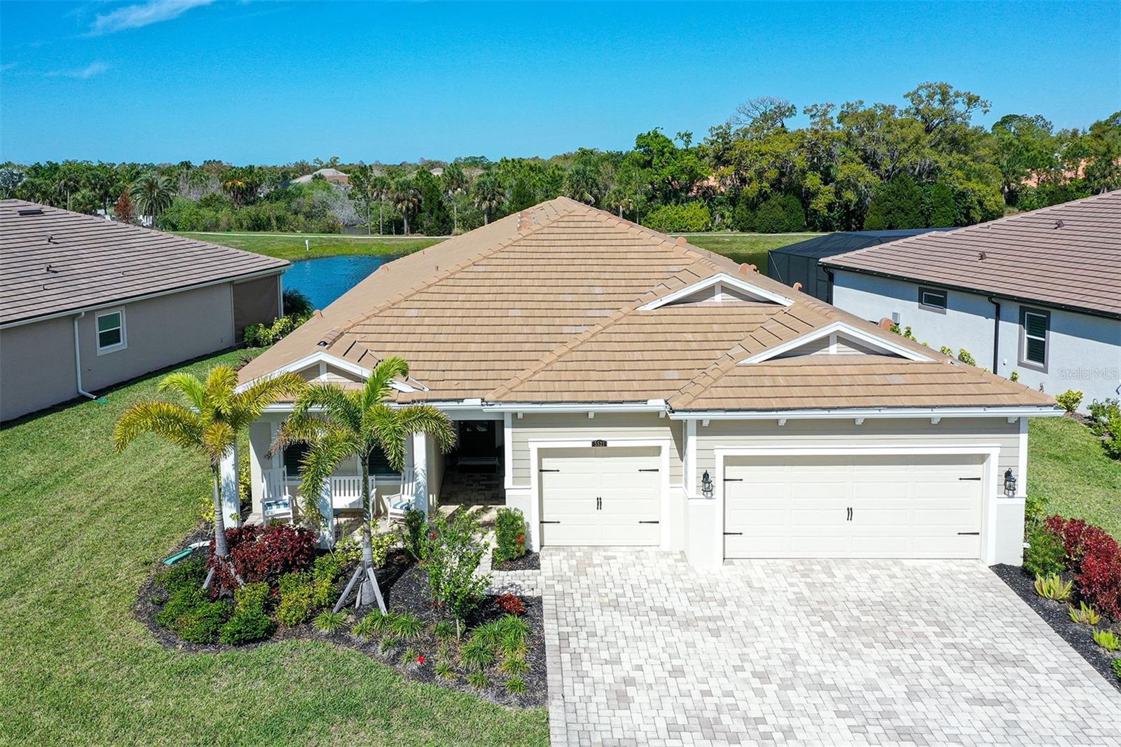 5521 Blue Water Blvd Property Photo 1