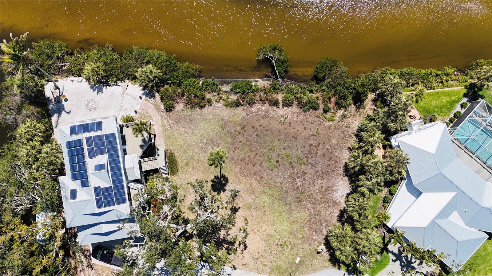 808 Suncrest Dr Property Photo 3
