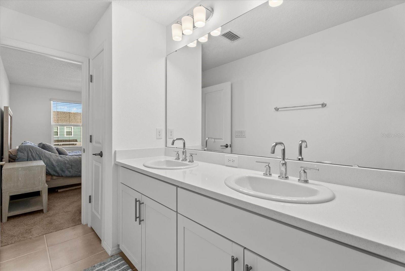 8780 Daybreak St Property Photo 22
